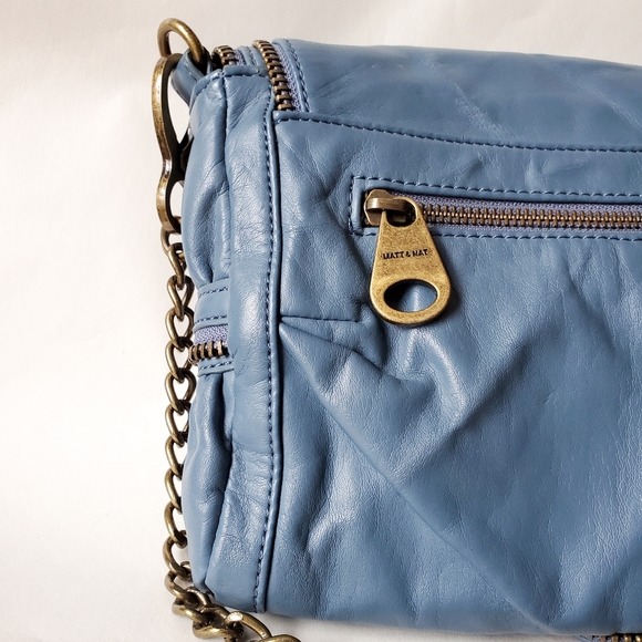 Matt & Nat Smoky Blue Crossbody Clutch Purse w Brass Studs & Zipper Detail - Picture 4 of 7